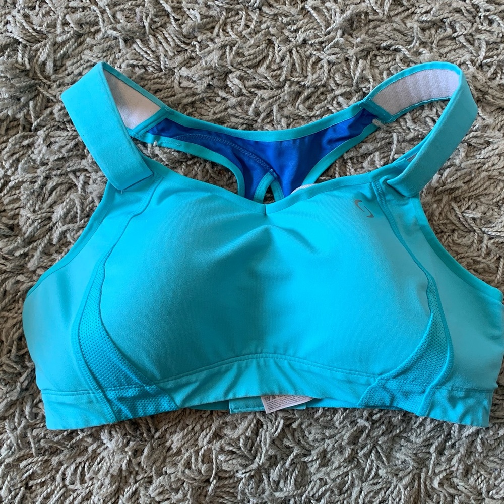 Moving Comfort Juno sports bra